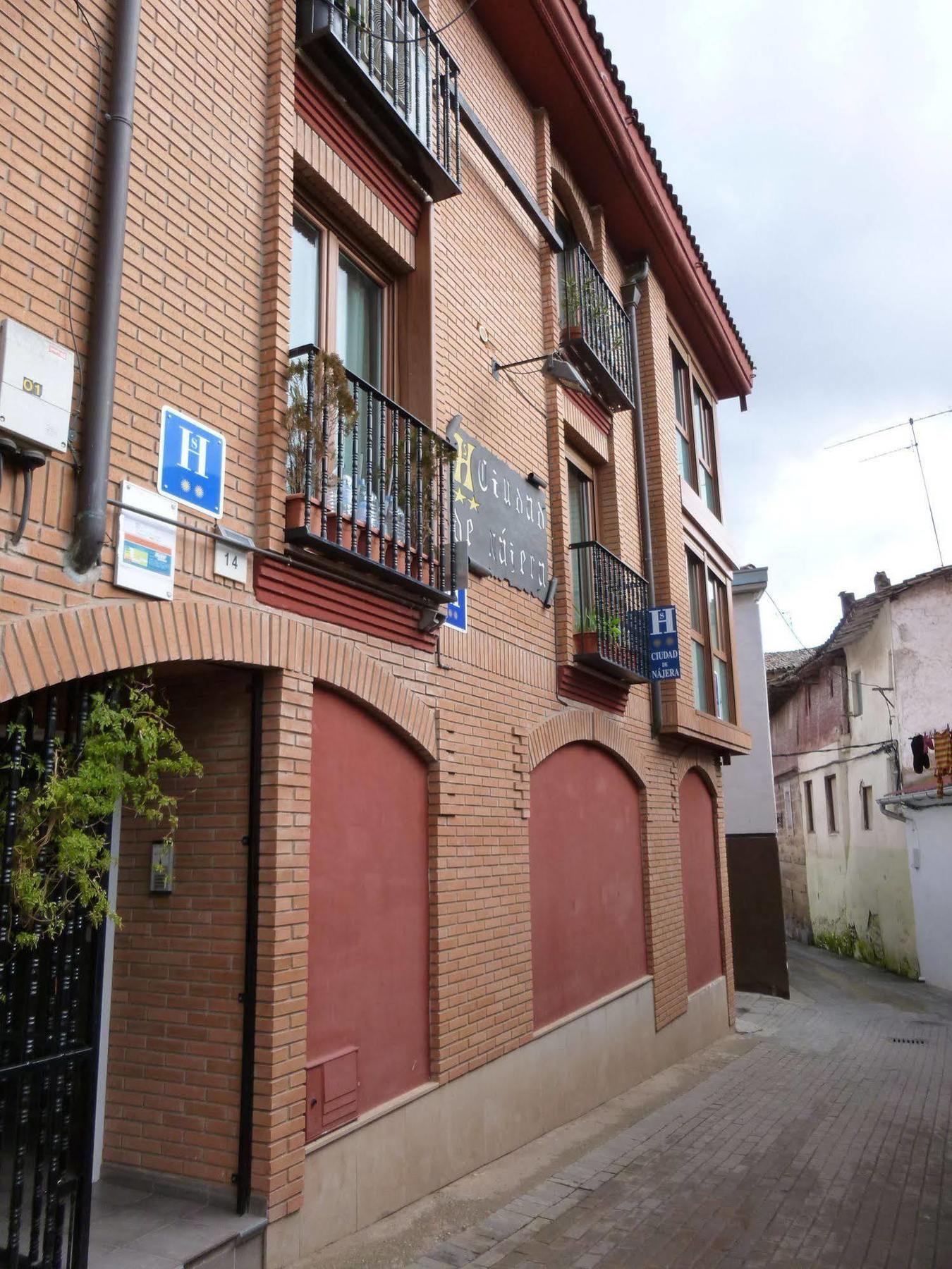 Hostal Ciudad De Najera Luaran gambar